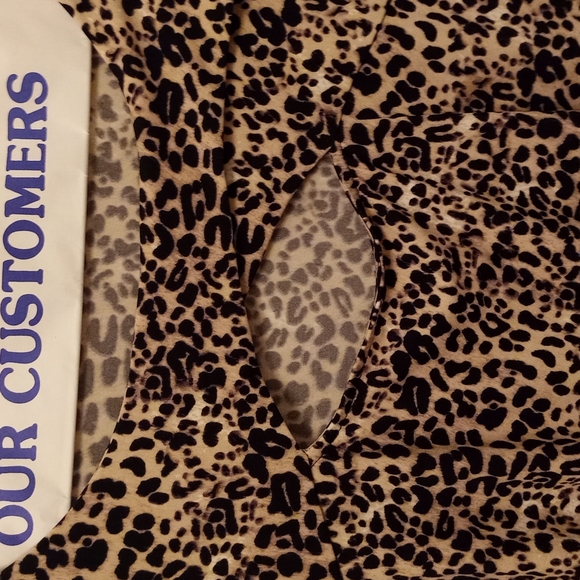 Vince Camuto leopard print dress - Picture 2 of 4